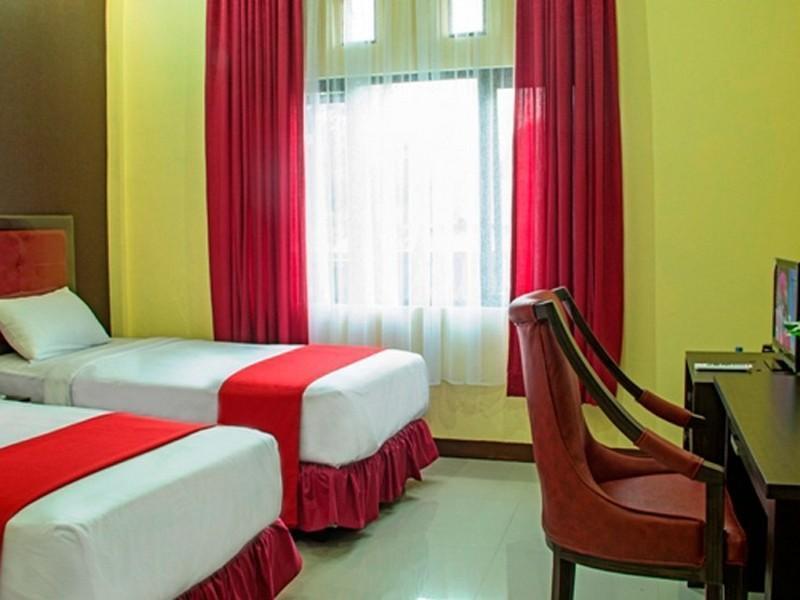 Gumilang Hotel Puncak Exterior foto